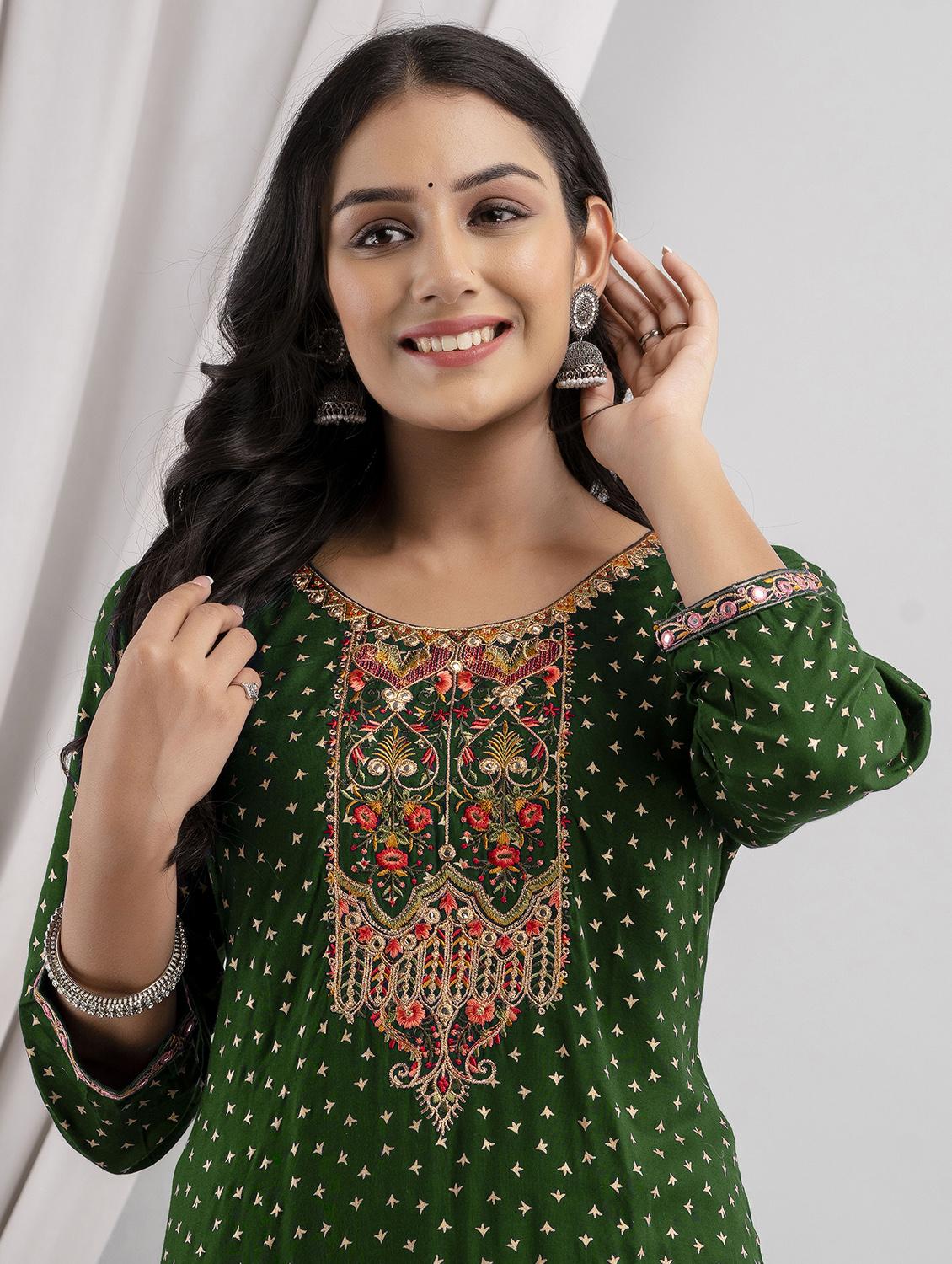 embroidered straight kurta - 20932742 - Standard Image - 3