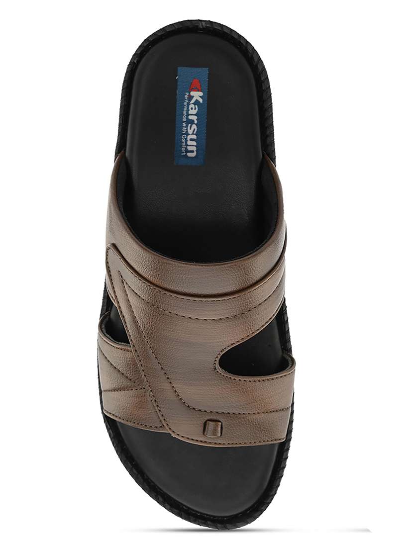 men slip on sandal - 20944820 -  Standard Image - 5
