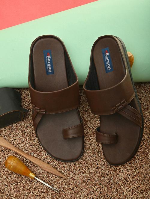 men slip on sandal - 20944860 - Standard Image - 0