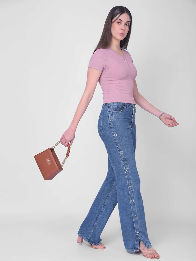 women solid cotton crop t-shirt - 20946377 -  Standard Image - 5
