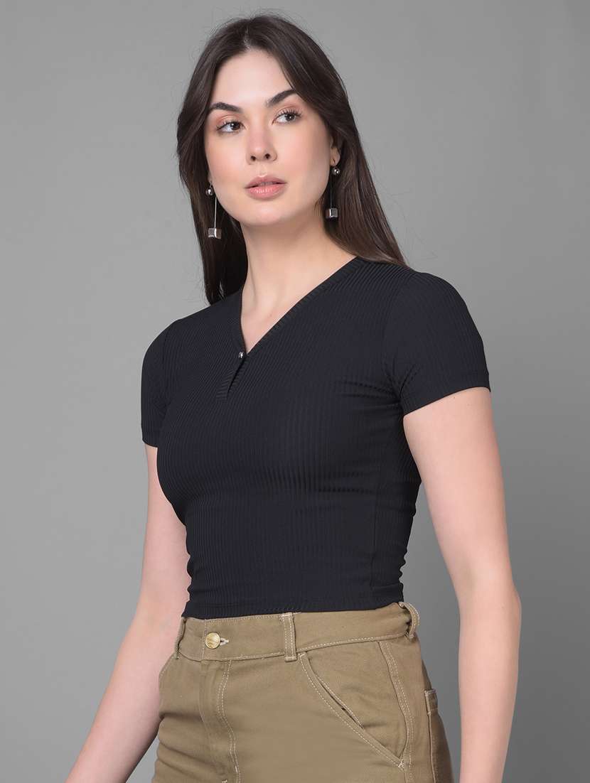 black cotton crop tshirt