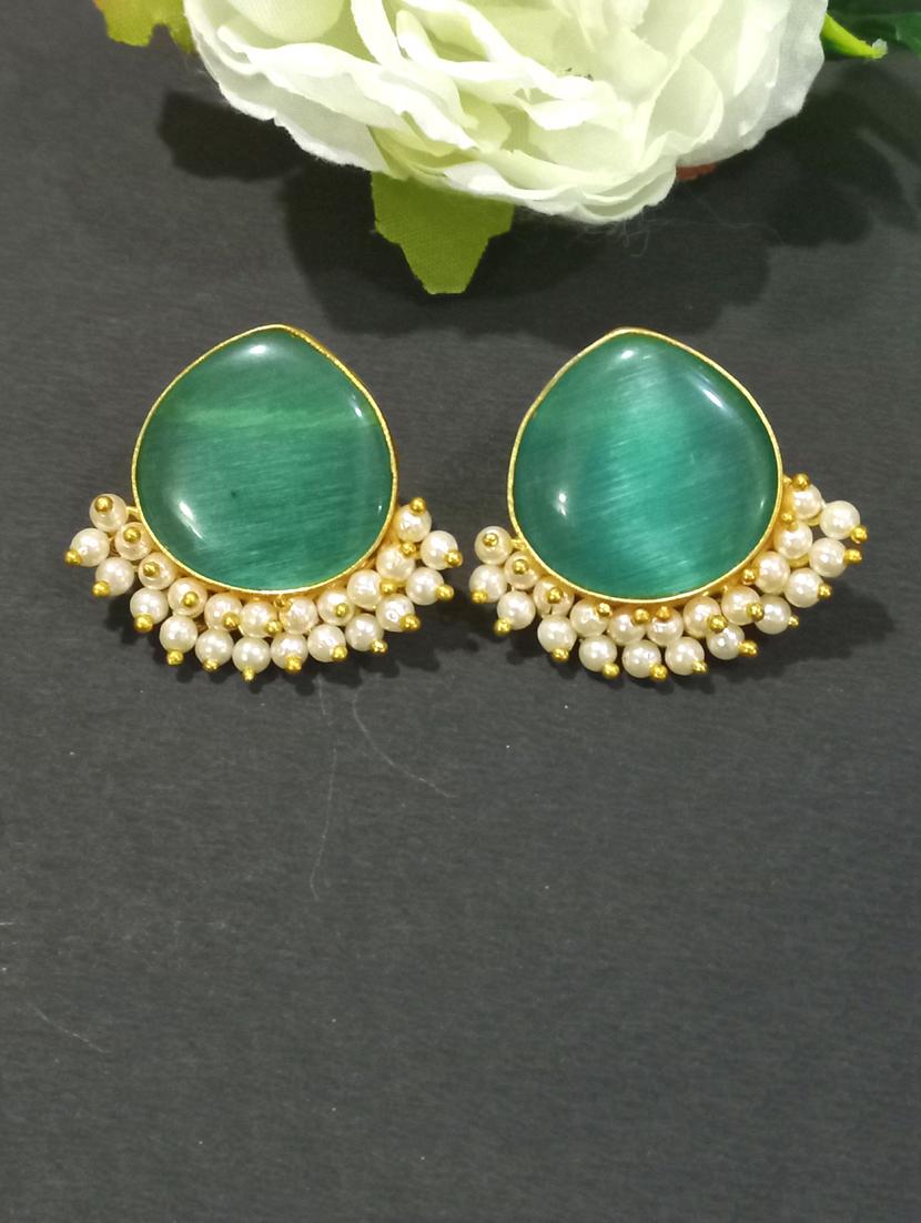 green alloy studs earrings - 20948292 - Zoom Image - 0