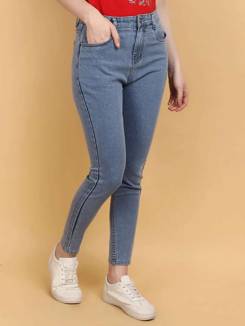 women solid light blue skinny fit jeans