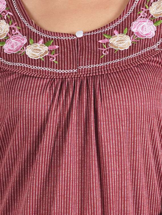 solid color scoop neck nighty - 20957023 - Standard Image - 3