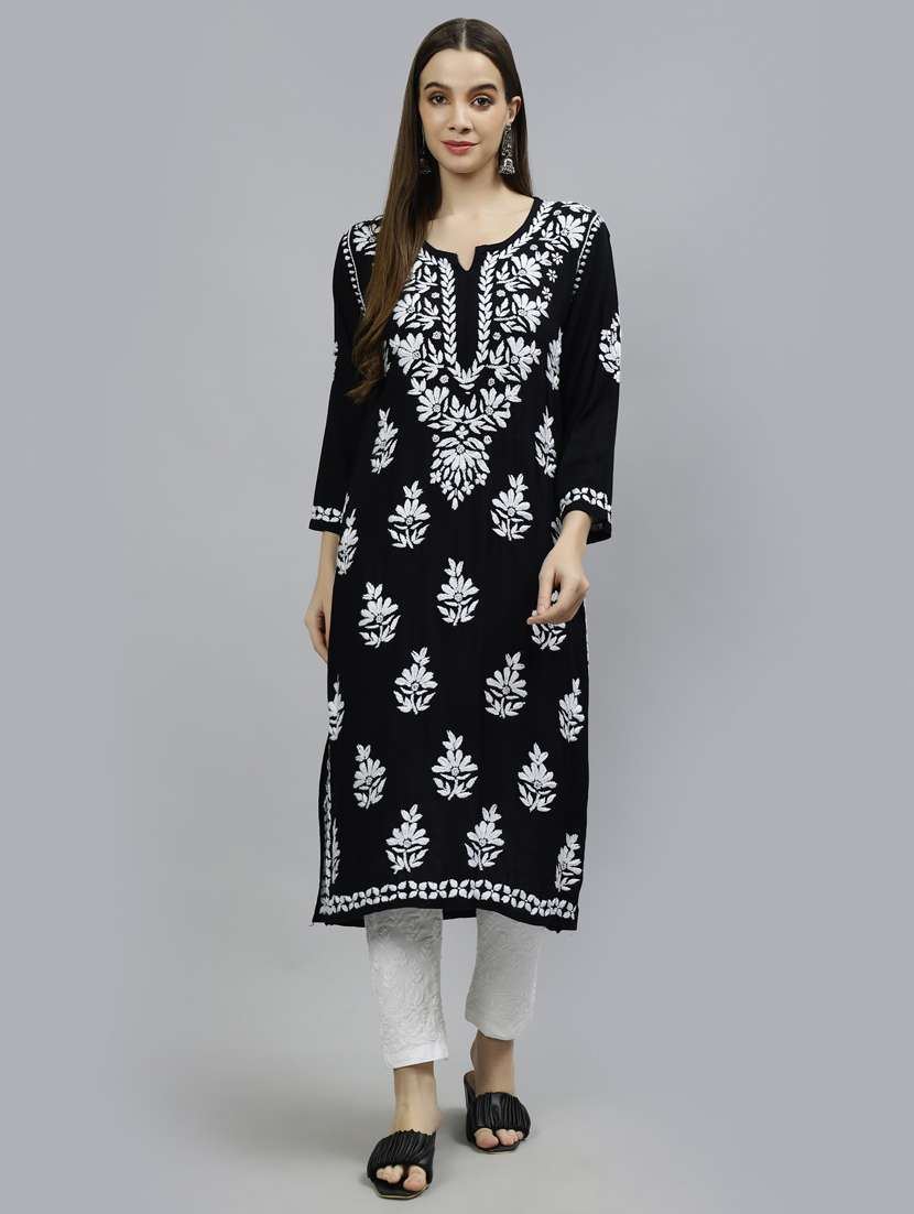 women three quarter sleeve straight kurta - 20957595 - Zoom Image - 0