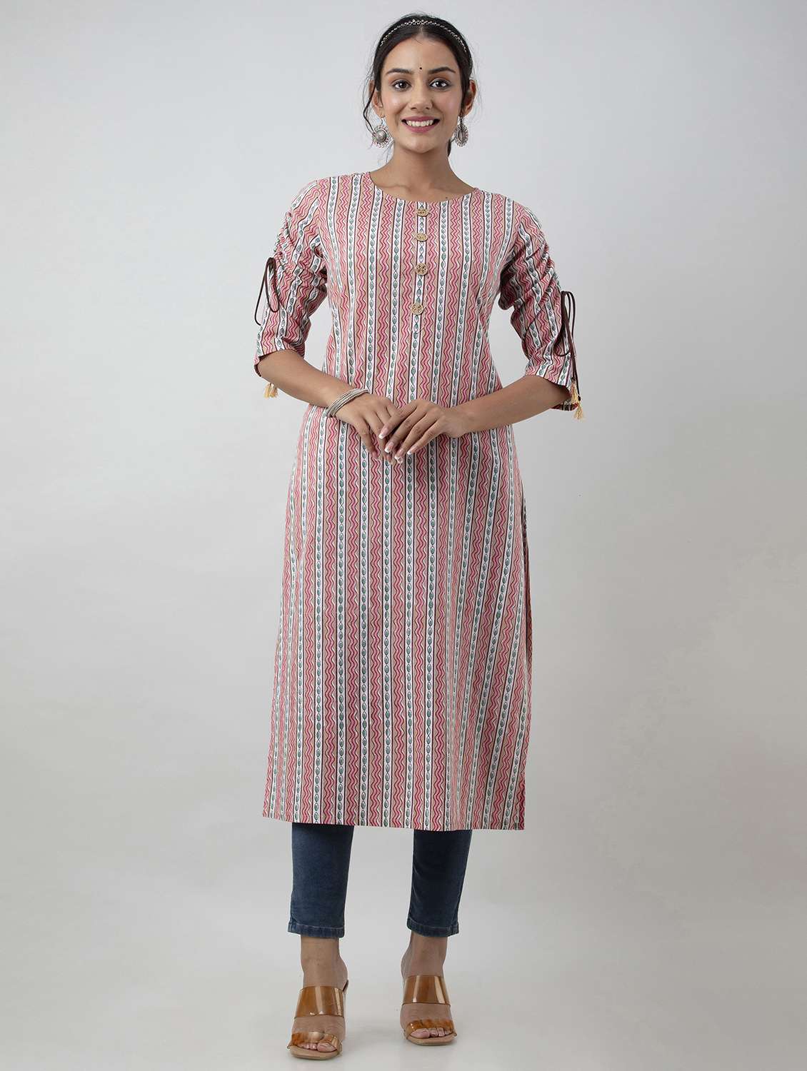 women three quarter sleeve straight kurta