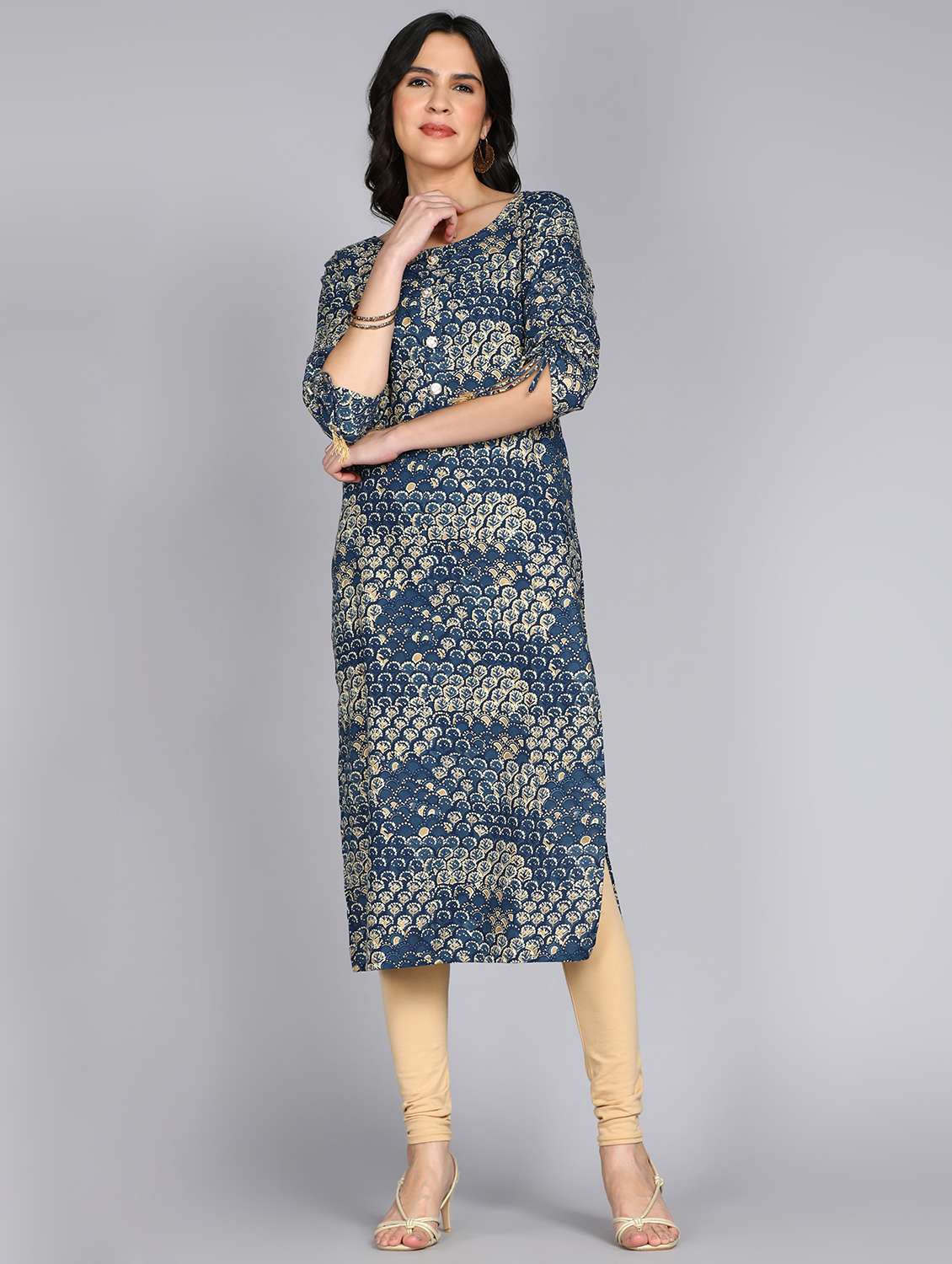 women blue round neck straight kurta