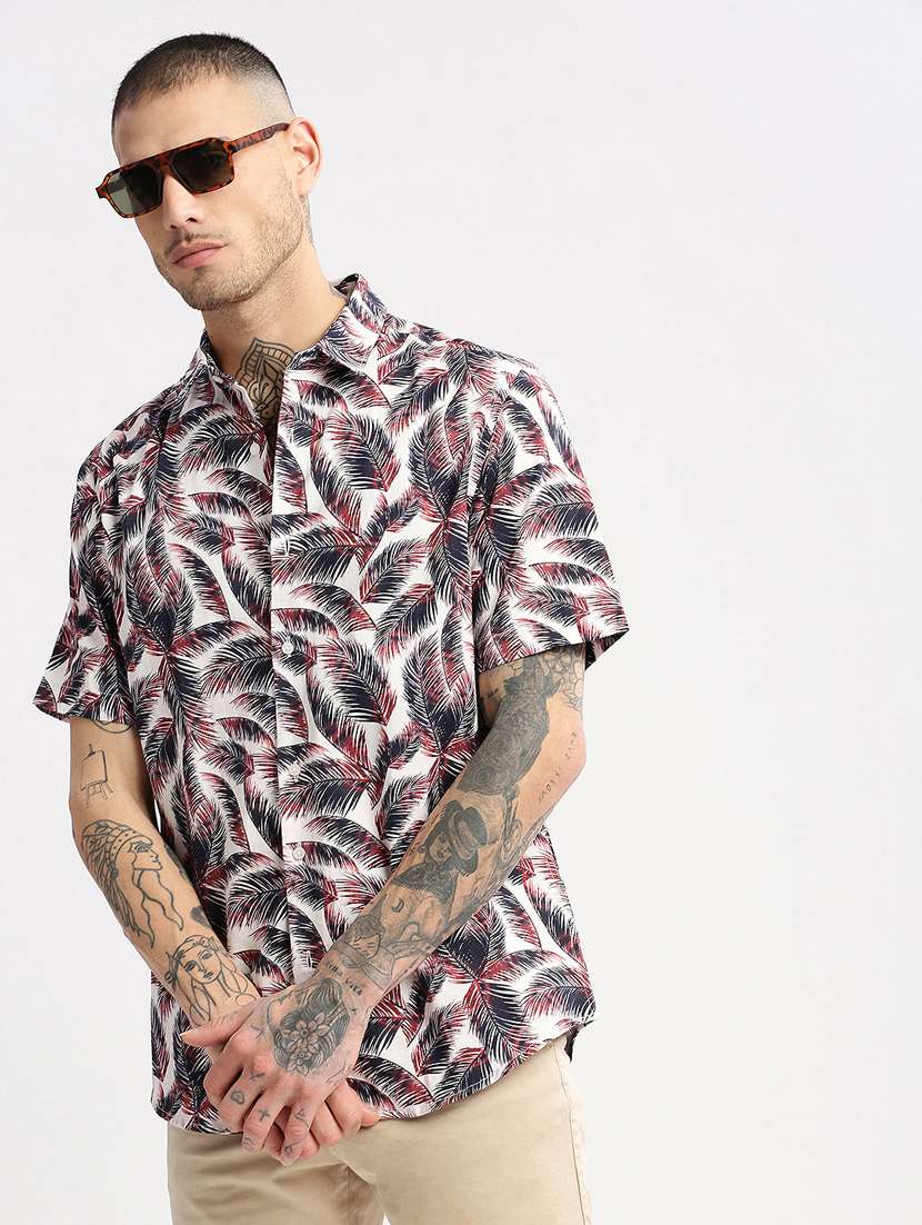 men white printed casual shirt - 20960694 -  Standard Image - 5
