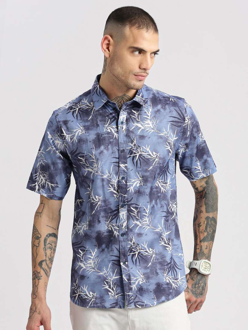 men collared short sleeve casual shirt - 20960746 - Zoom Image - 0