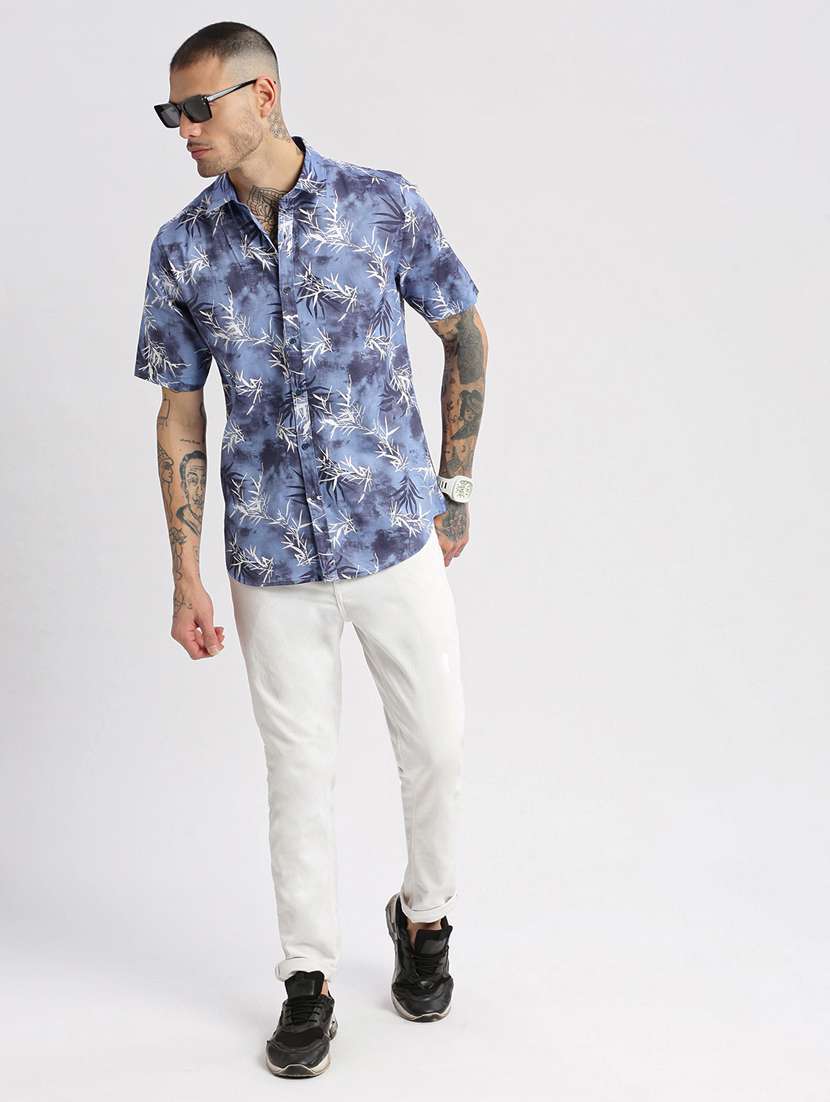 men collared short sleeve casual shirt - 20960746 - Standard Image - 3