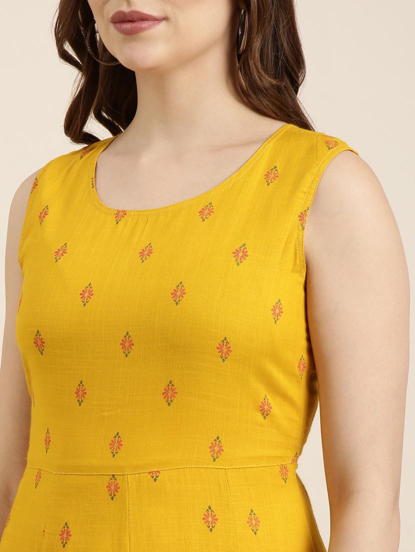 women sleeveless anarkali kurta with jacket - 20960880 - Standard Image - 5