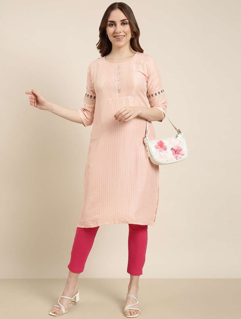women peach round neck straight kurta - 20960933 -  Standard Image - 3