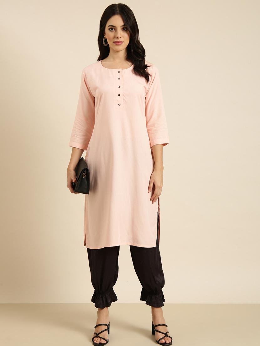 women peach round neck straight kurta - 20960968 - Standard Image - 3