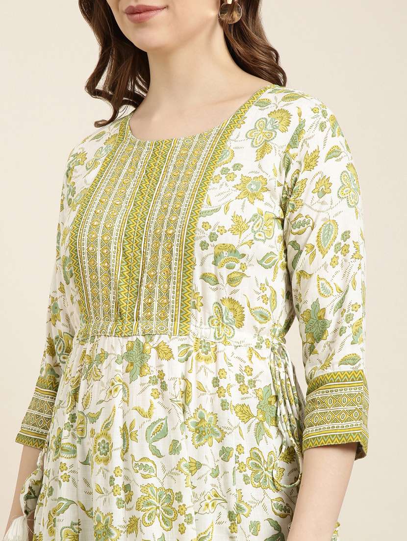 women white round neck floral printed kurta - 20961007 - Standard Image - 5
