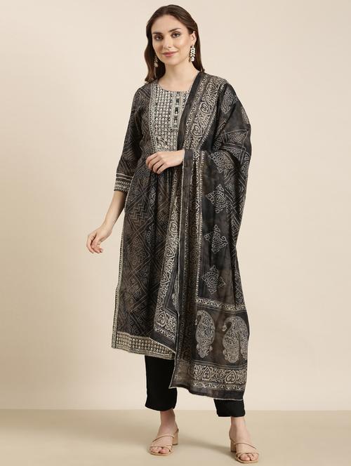 women bandhani round neck kurta pant set with dupatta - 20961088 - Standard Image - 0