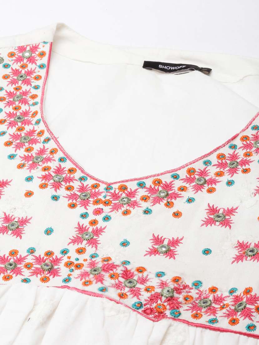 women embroidered kurta pant set with dupatta - 20961125 -  Standard Image - 8