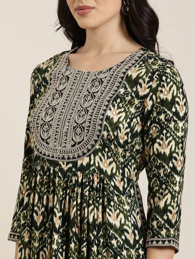 women ikat round neck kurta pant set with dupatta - 20961185 - Standard Image - 5