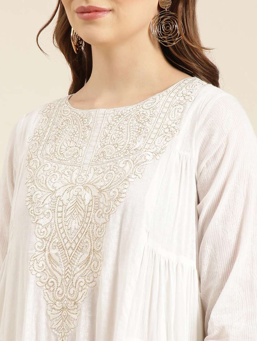 women embroidered kurta pant set with dupatta - 20961229 -  Standard Image - 5