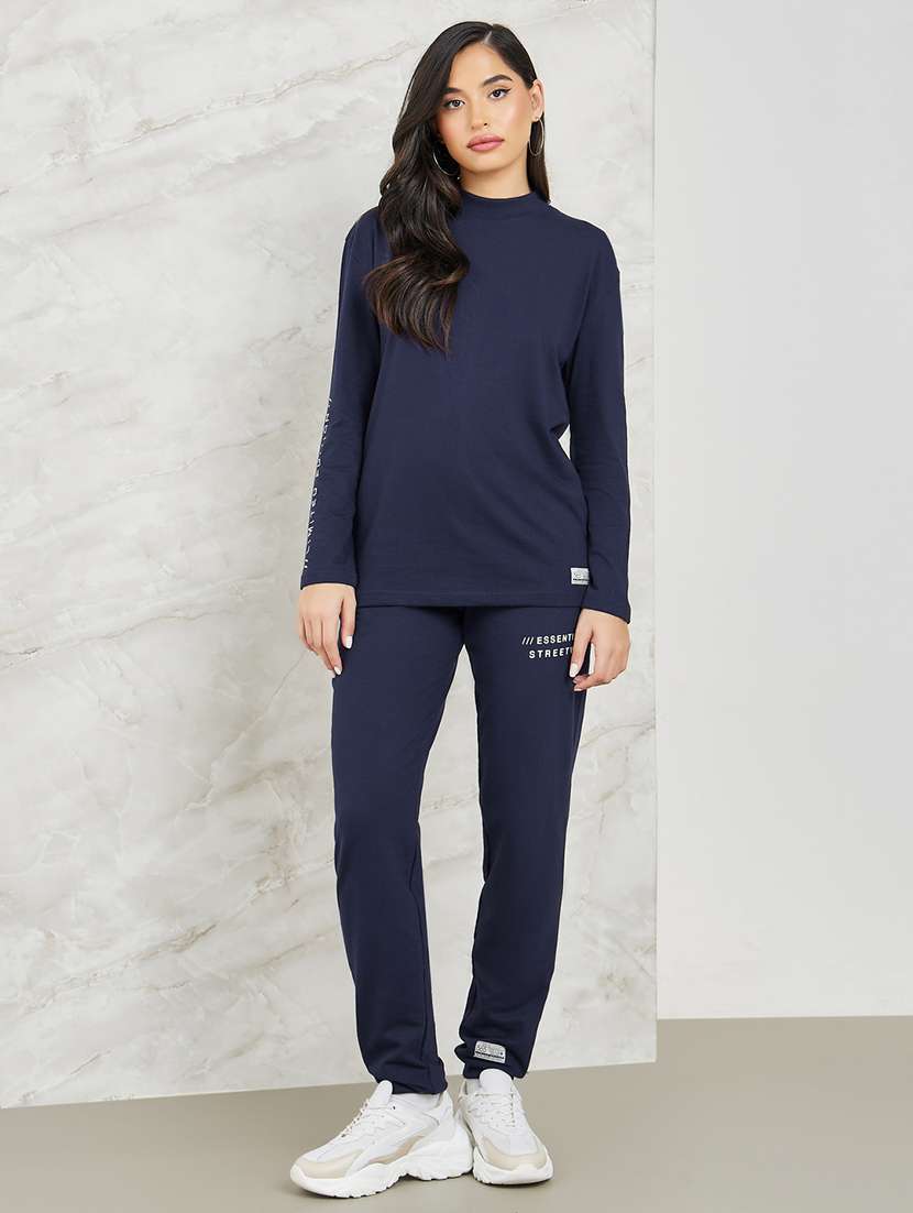 women printed t-shirt & jogger co-ord set - 20961334 -  Zoom Image - 0