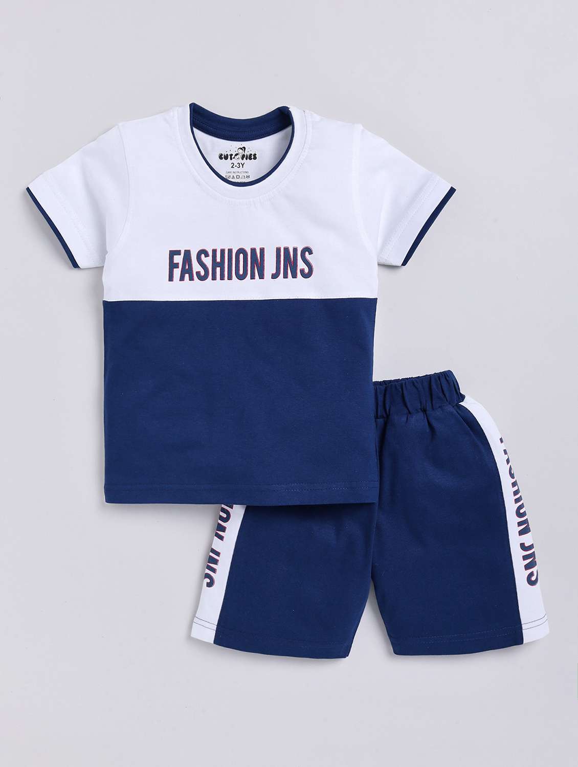 blue colourblocked detailed t-shirt & shorts set