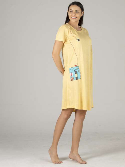 women round neck short sleeves nighties - 20961893 -  Standard Image - 0