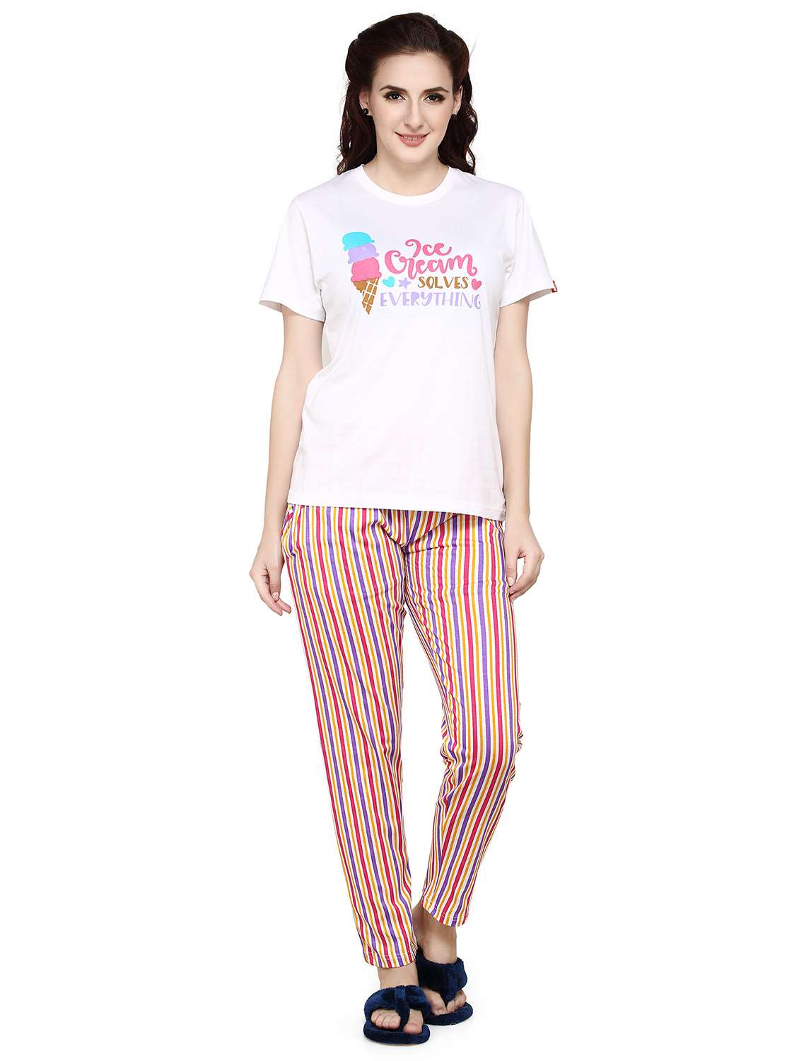 women white printed detailed top & pyjama set