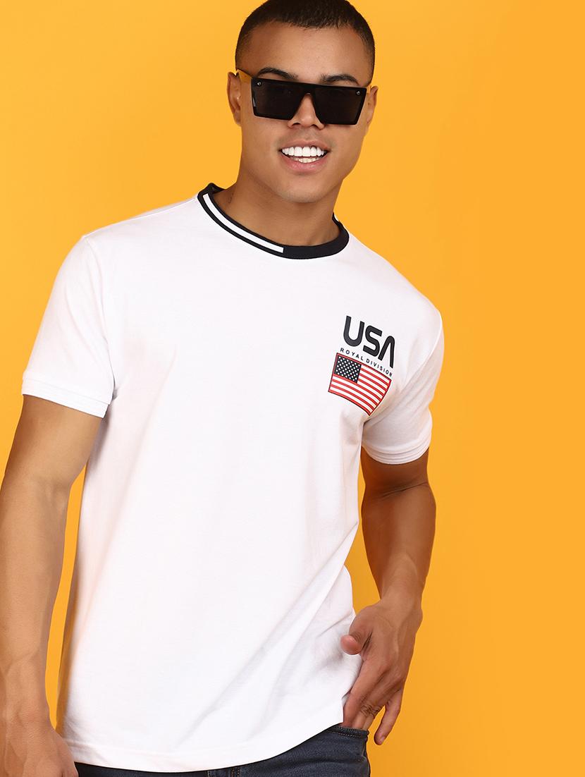 men round neck placement printed t-shirt - 20962346 - Standard Image - 3