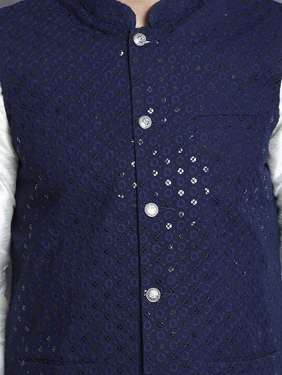men full sleeve kurta pyjama with jacket ethnic wear set - 20965418 - Standard Image - 5