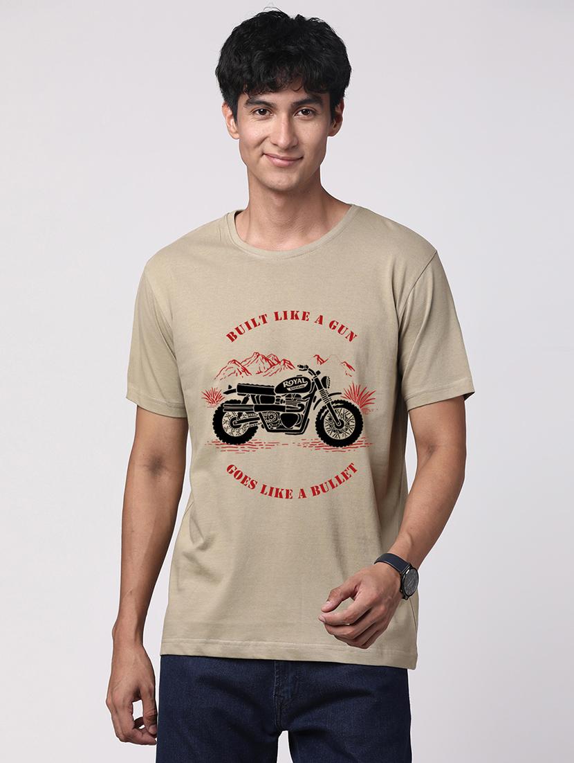 men round neck front print t-shirt - 20966293 - Zoom Image - 0