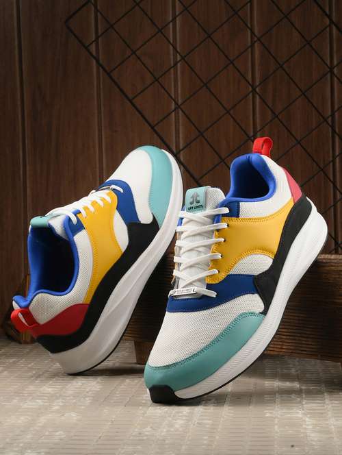 men lace up sport shoes - 20968011 -  Standard Image - 0