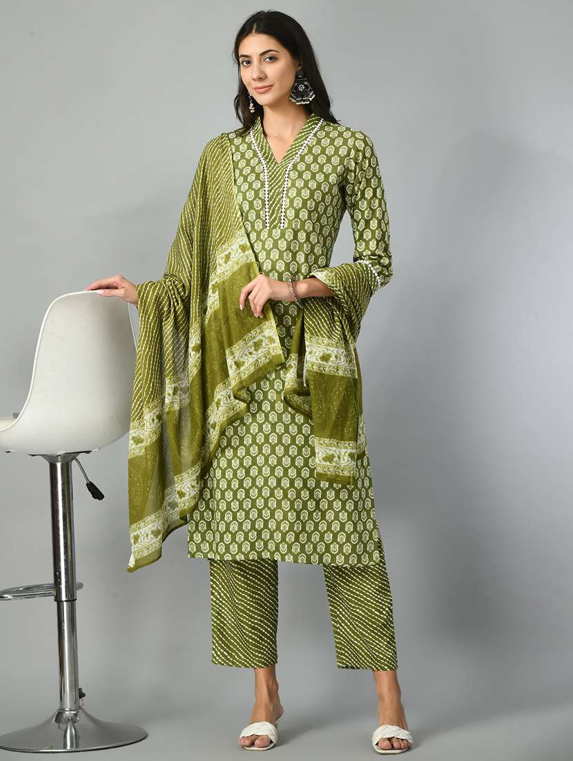 women three quarter sleeve suit set