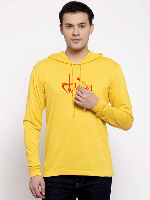men hood neck chest printed t-shirt - 20968875 -  Standard Image - 0
