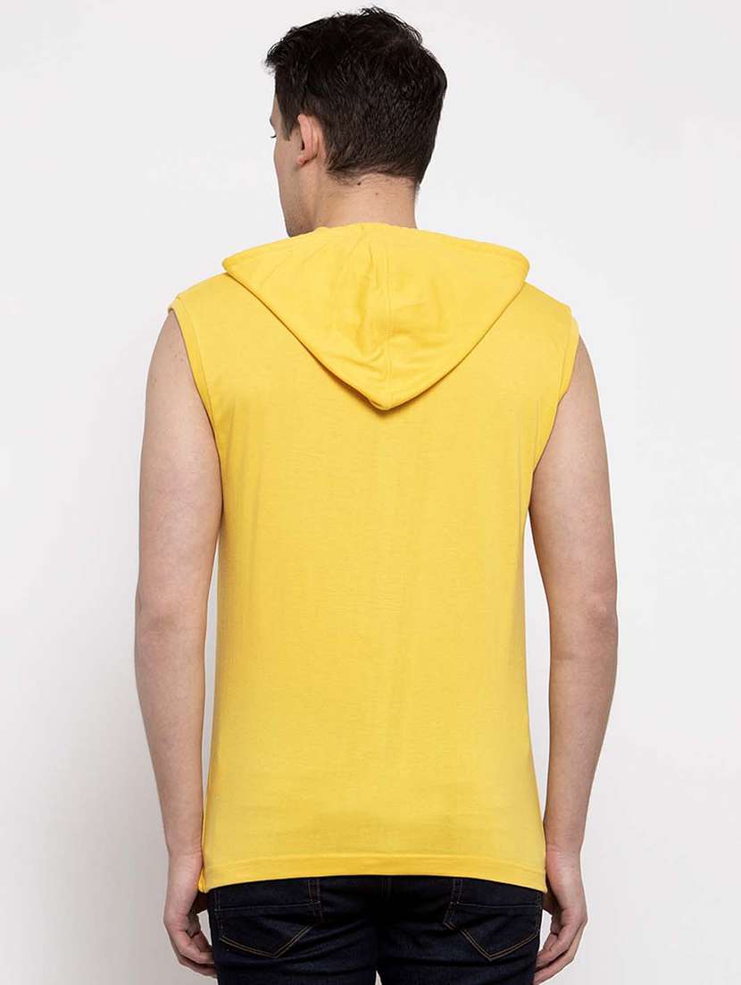 men hood neck chest printed t-shirt - 20968885 -  Standard Image - 3