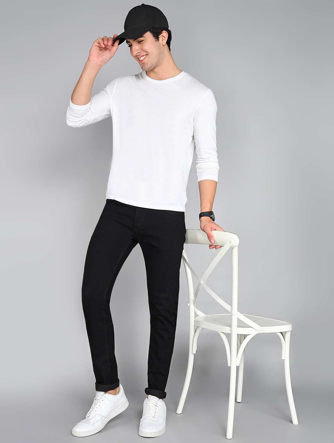 men mid rise plain jeans - 20970068 -  Standard Image - 3