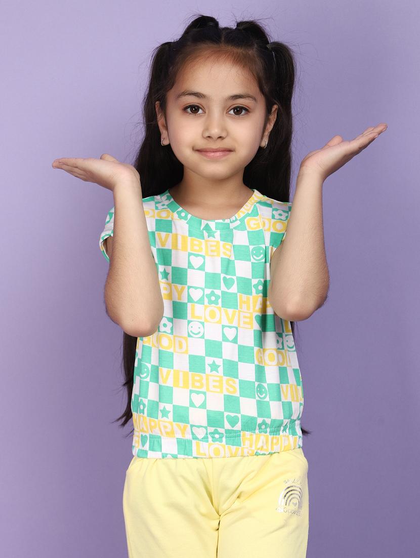 girls round neck printed regular tee - 20970536 - Zoom Image - 0