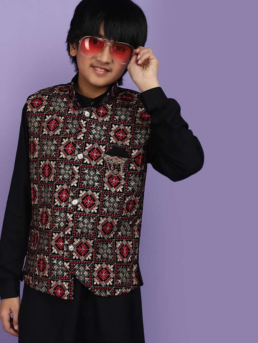 boys mandarin neck embroidered kurta pyjama set with jacket - 20970748 -  Standard Image - 3
