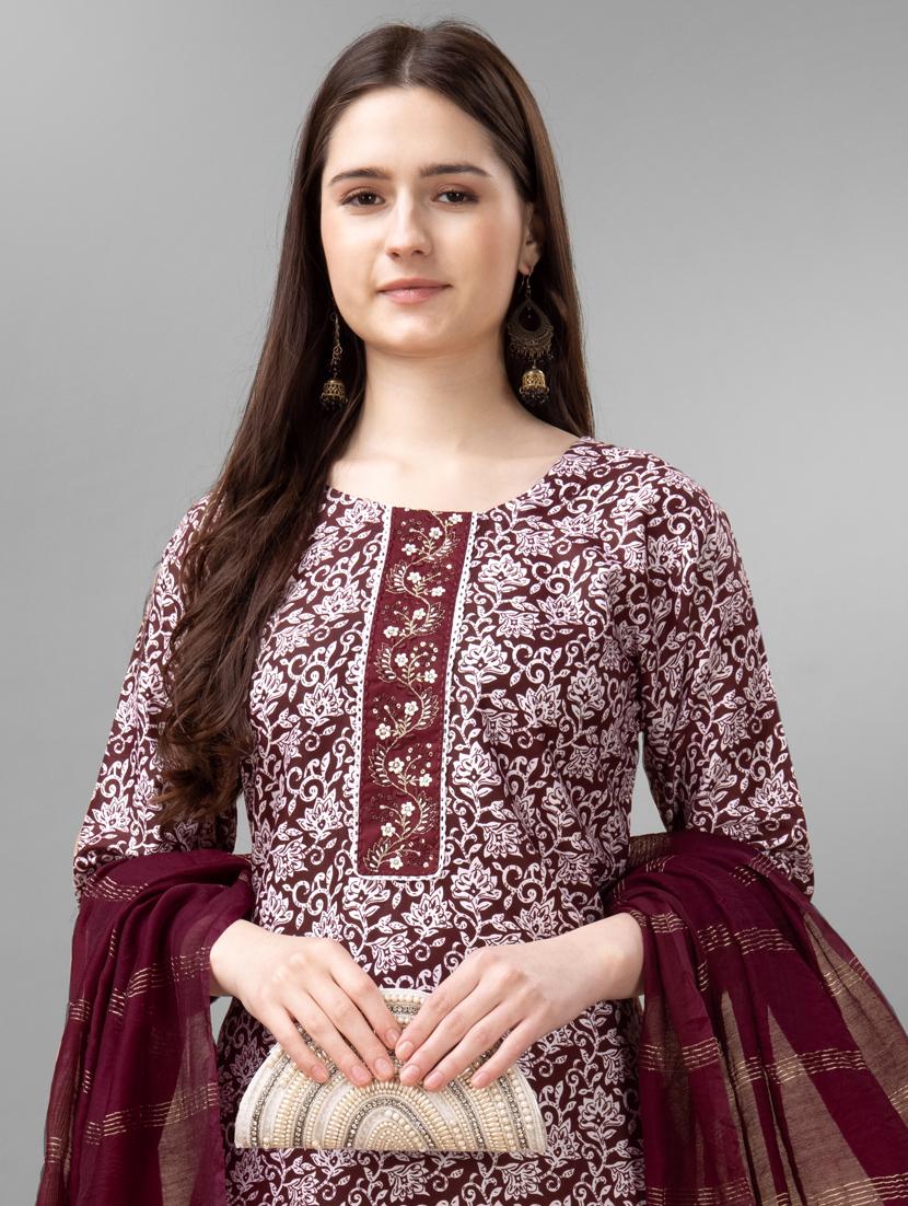 maroon floral print kurta pant set - 20971632 - Standard Image - 5