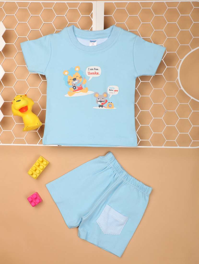 boys round neck printed shorts set