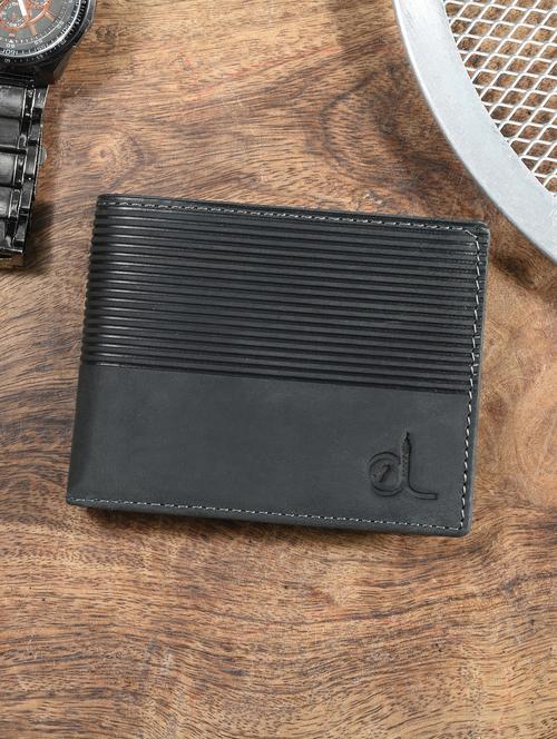 grey leather wallet - 20980367 - Standard Image - 0