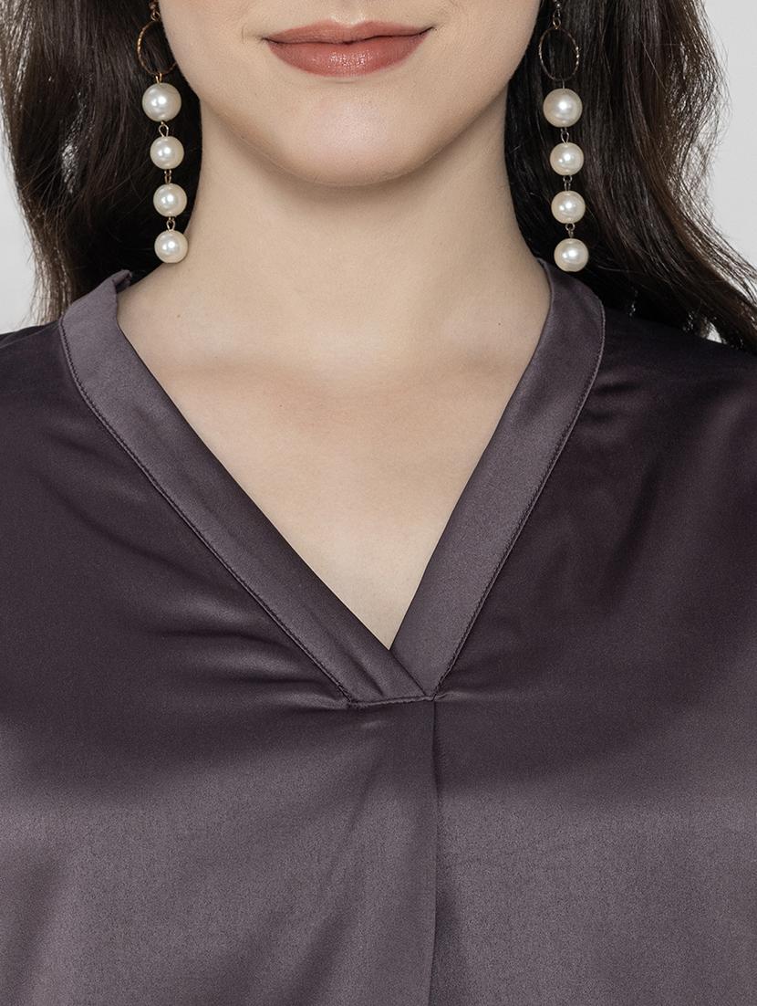 women v neck solid regular top - 20982201 - Standard Image - 5