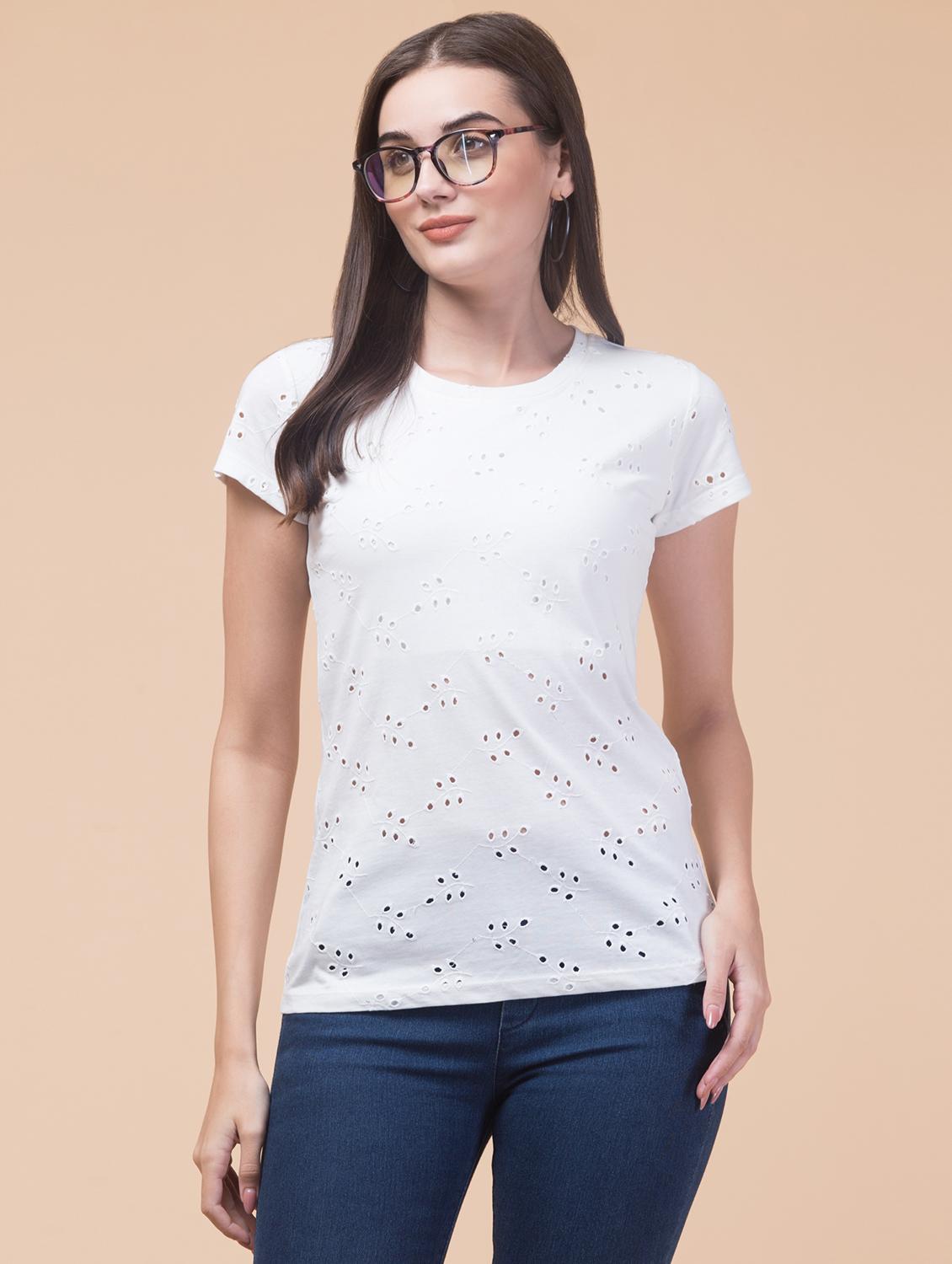 women schiffli cotton t-shirt - 20982403 - Standard Image - 5