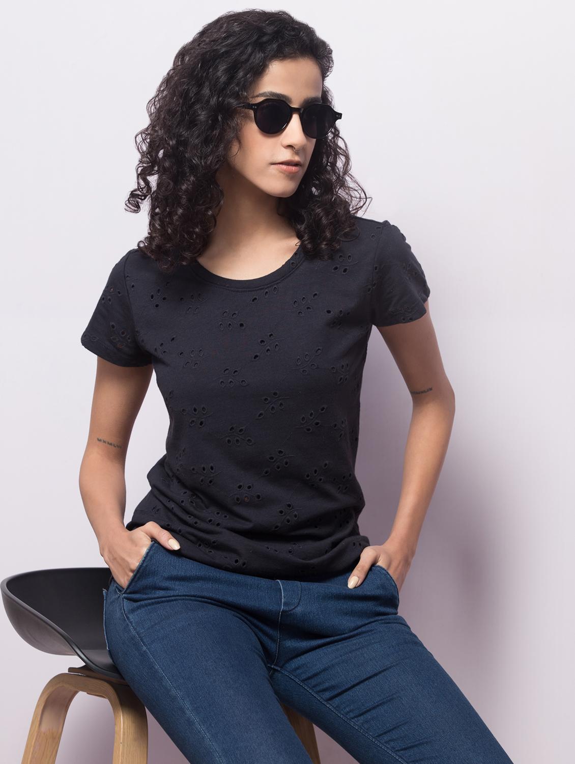 women schiffli cotton t-shirt - 20982418 - Standard Image - 5