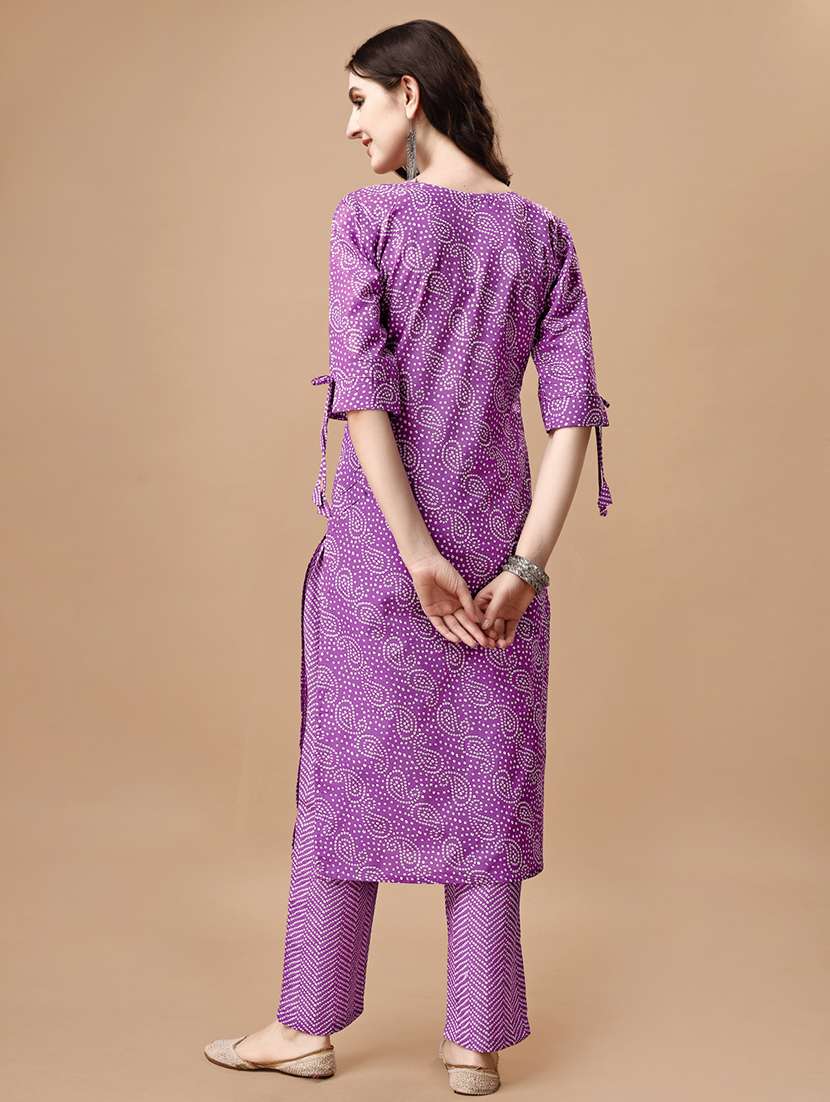 women round neck bandhani kurta pant set - 20982527 -  Standard Image - 3