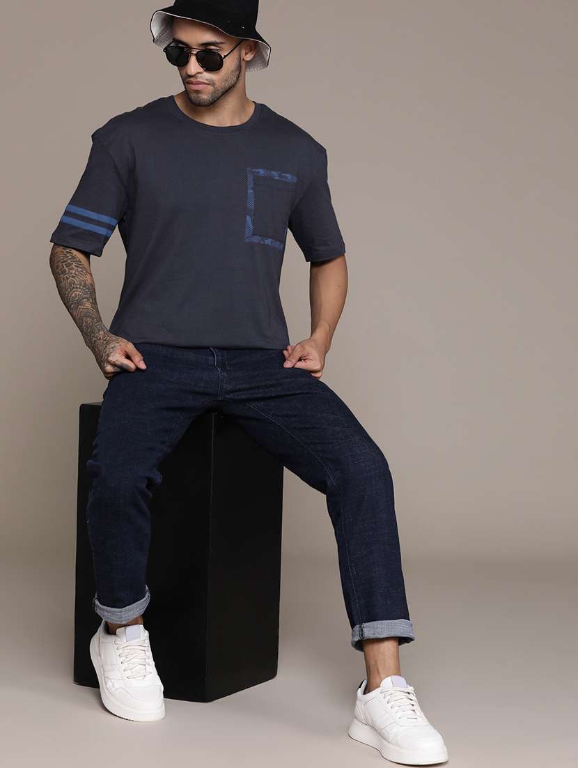 men solid mid rise cotton jeans - 20983228 - Standard Image - 3