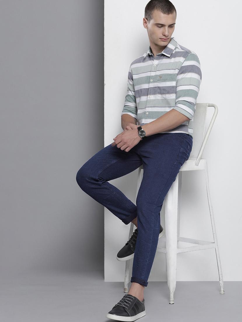 men solid mid rise cotton jeans - 20983232 - Standard Image - 3