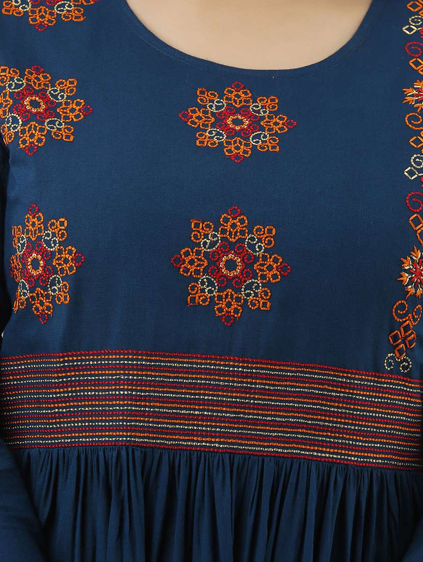 embroidered a-line ethnic dress - 20983374 - Standard Image - 3
