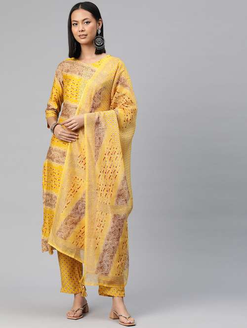 women three quarter sleeve kurta pant with dupatta set - 20999652 - Standard Image - 0