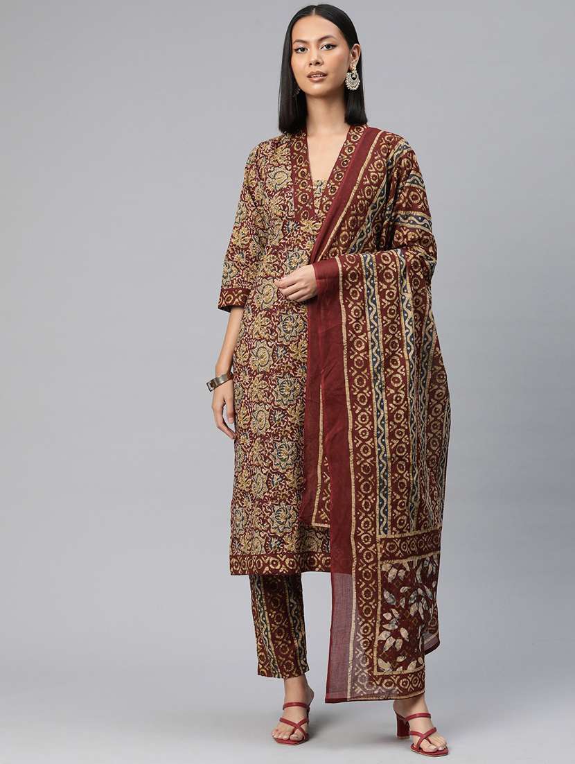 women three quarter sleeve kurta pant with dupatta set