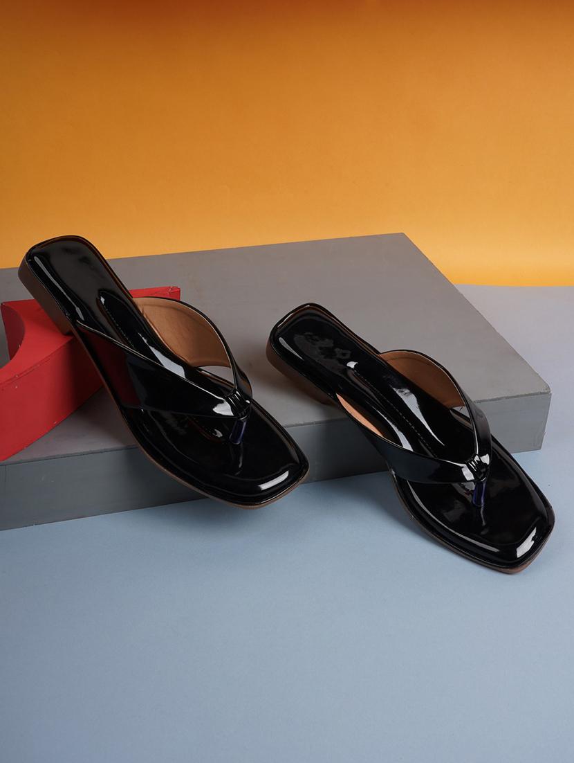 black solid t-strap sandal - 21000714 -  Zoom Image - 0