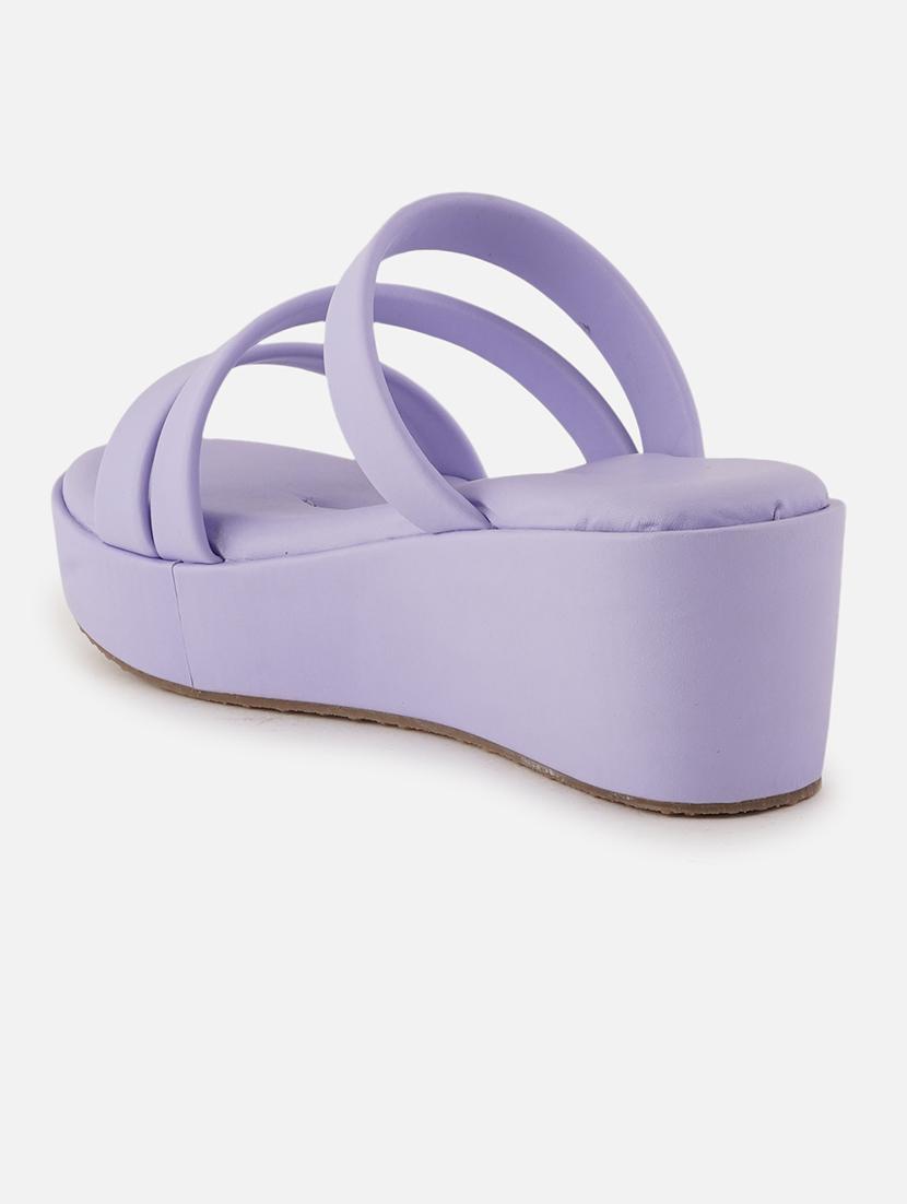 woman sandal - 21000948 -  Standard Image - 3